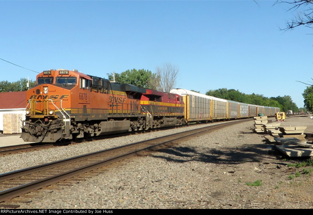 BNSF 6878 East